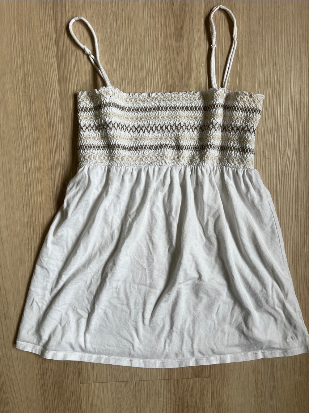 American Eagle Y2K Babydoll Women's White Smocked Spaghetti Strap Tank Top